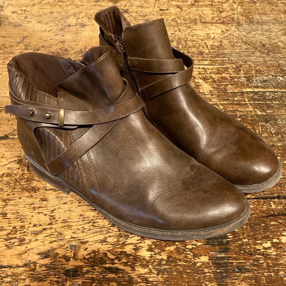 Womens Baretraps Brown Leather Ankle Boots